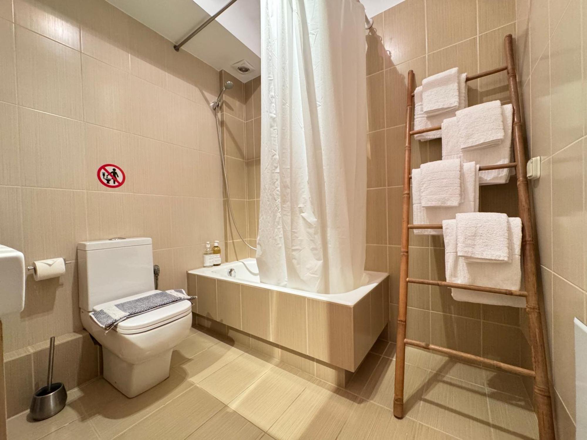 Porto Rafti Holiday Apartment Екстер'єр фото